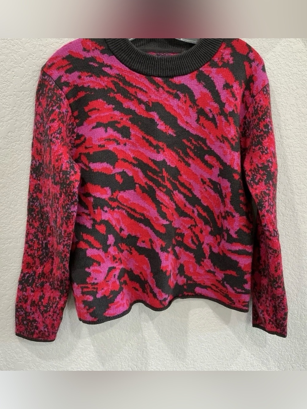 Lululemon Wool-Blend Patterned Sweater Women’s Size 6 Lulu Red Style W3GLSS Crew